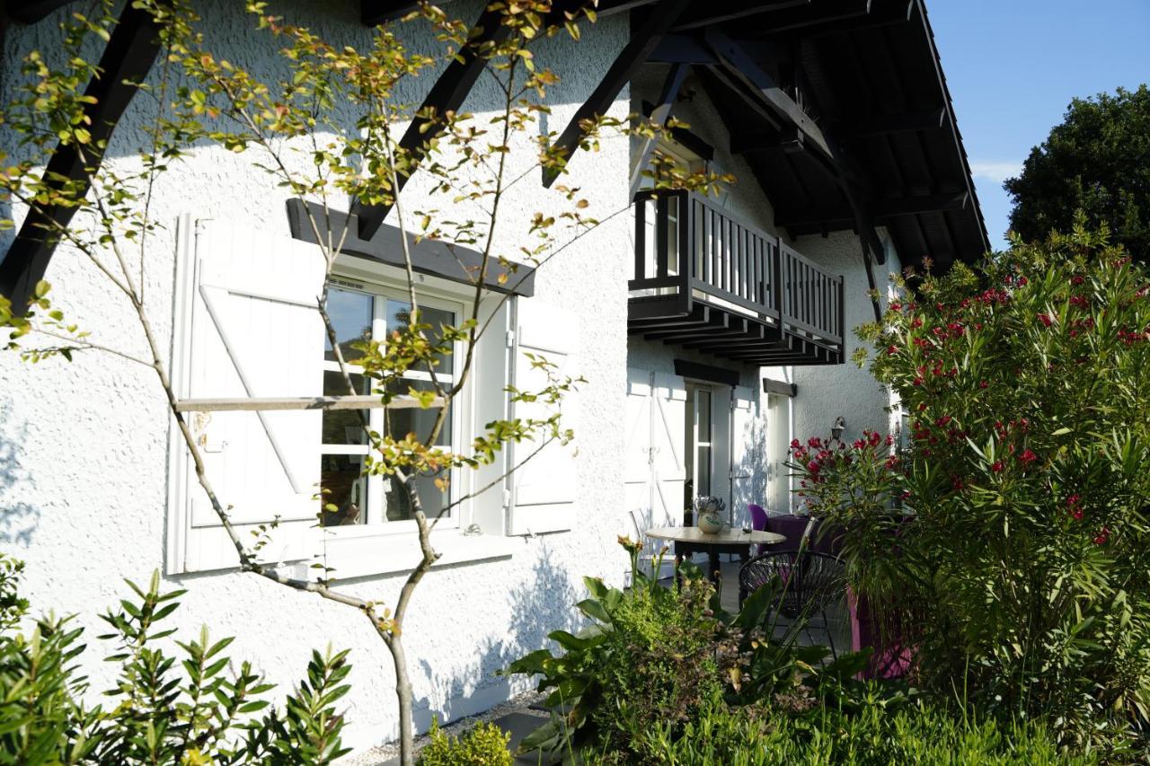 アンデルノ・レ・バン Bleuvelours Bed & Breakfast エクステリア 写真