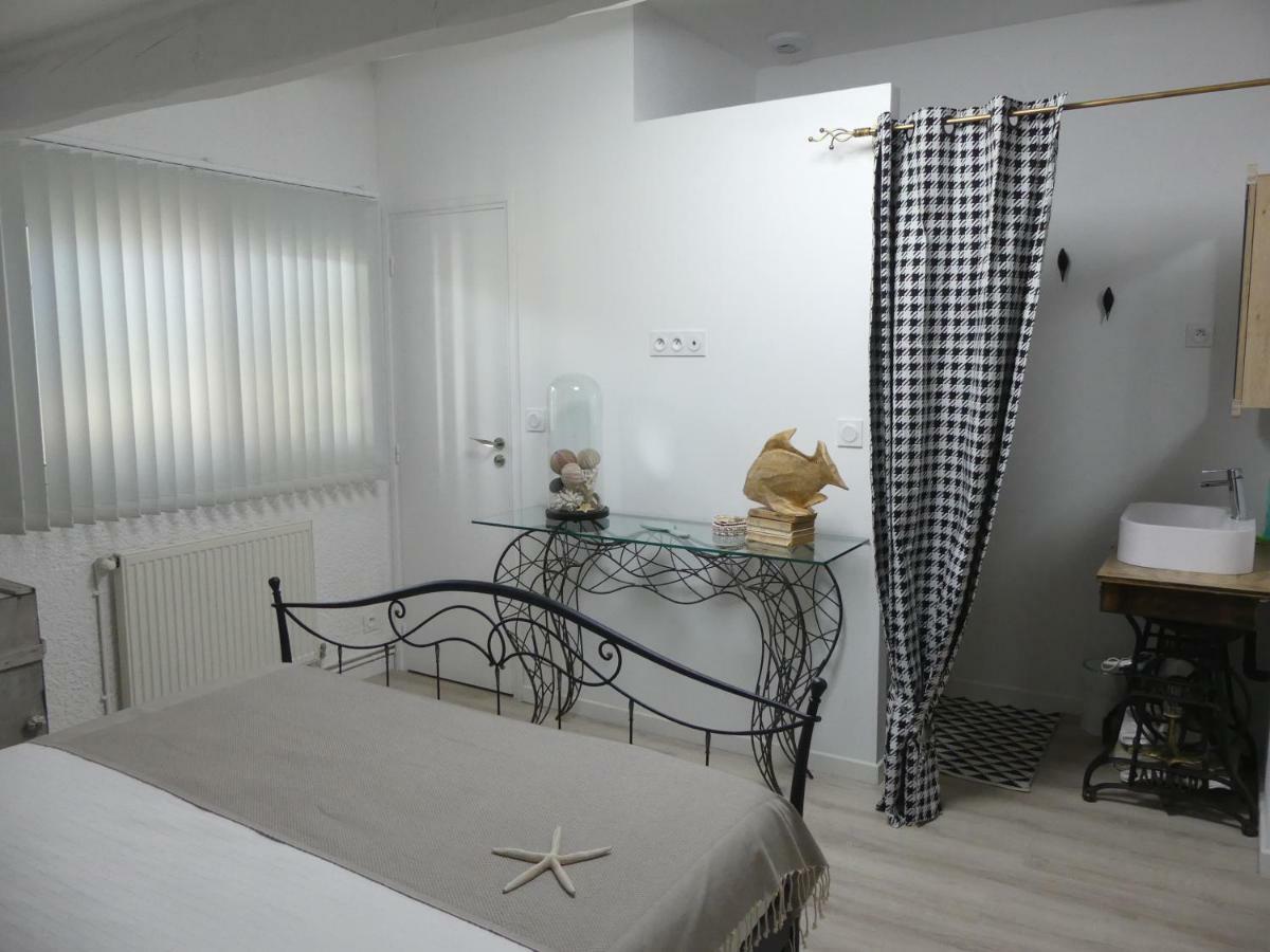 アンデルノ・レ・バン Bleuvelours Bed & Breakfast エクステリア 写真